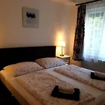 Adri Apartman *