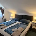 Adri * 佐洛卡罗斯