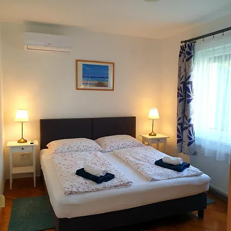 Adri Apartment *